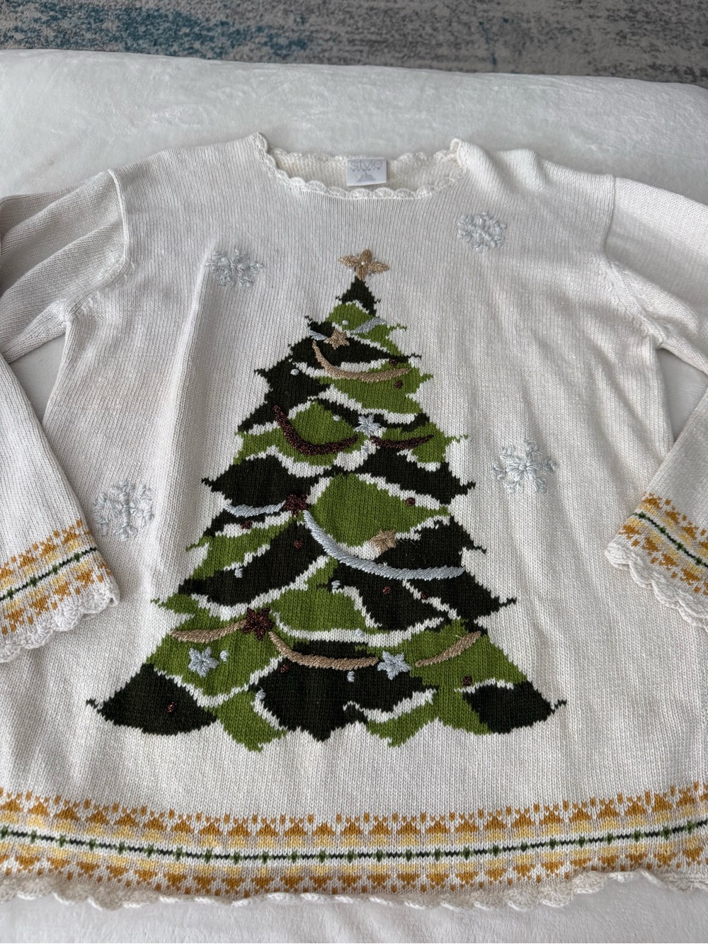 Style Studio Ivory Sweater Christmas Tree Size Large D91